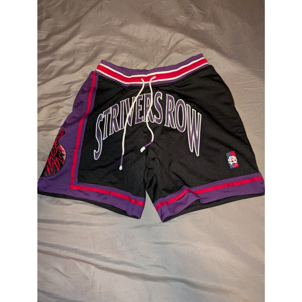 Strivers Row mesh Premium Basketball Shorts Size Large